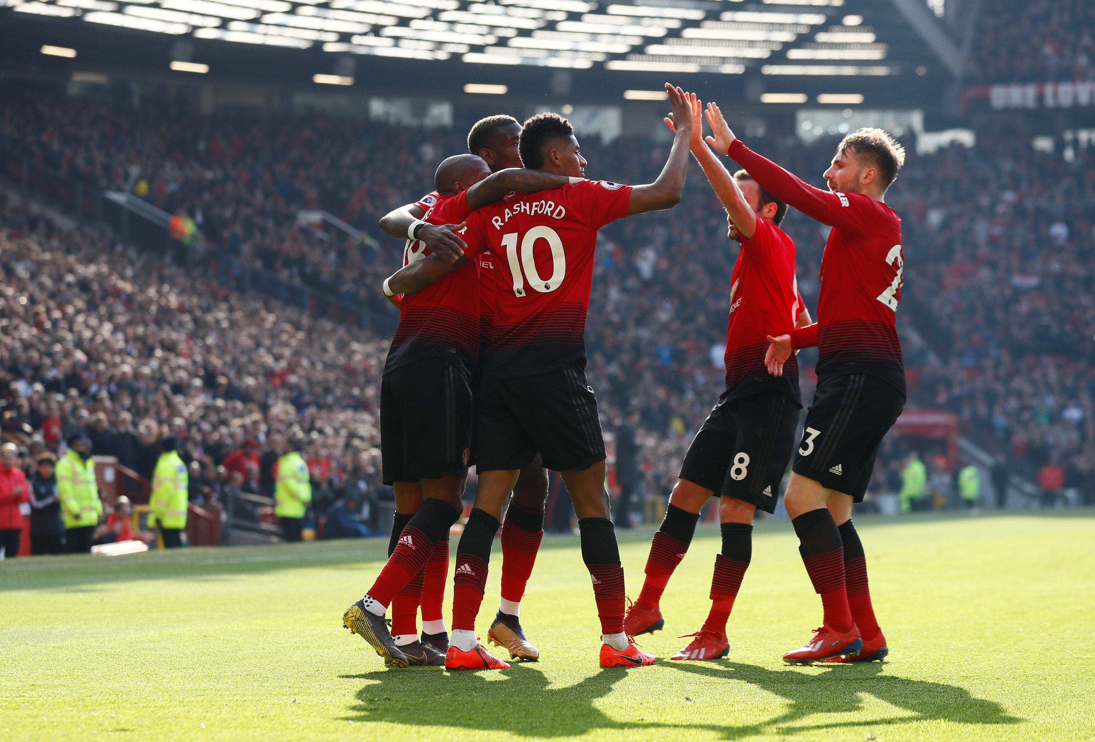 河床后卫佩 河床后卫佩